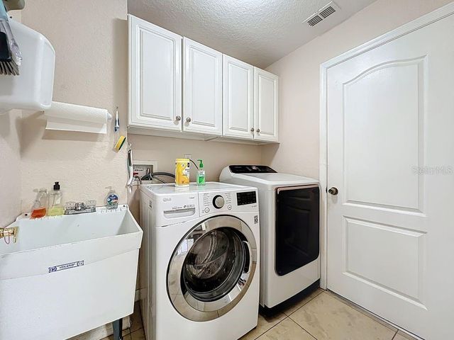 2840 LEXINGTON COURT, Oviedo, FL 32765