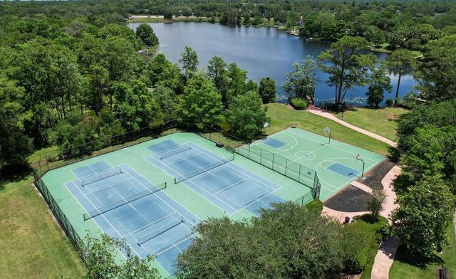 2840 LEXINGTON COURT, Oviedo, FL 32765