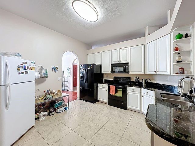 2840 LEXINGTON COURT, Oviedo, FL 32765