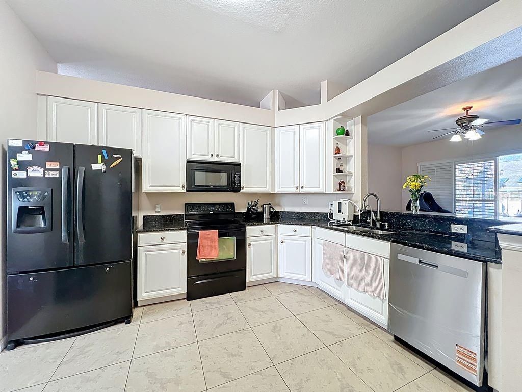 Image 13 of property listing at 2840 LEXINGTON COURT, Oviedo, FL 32765