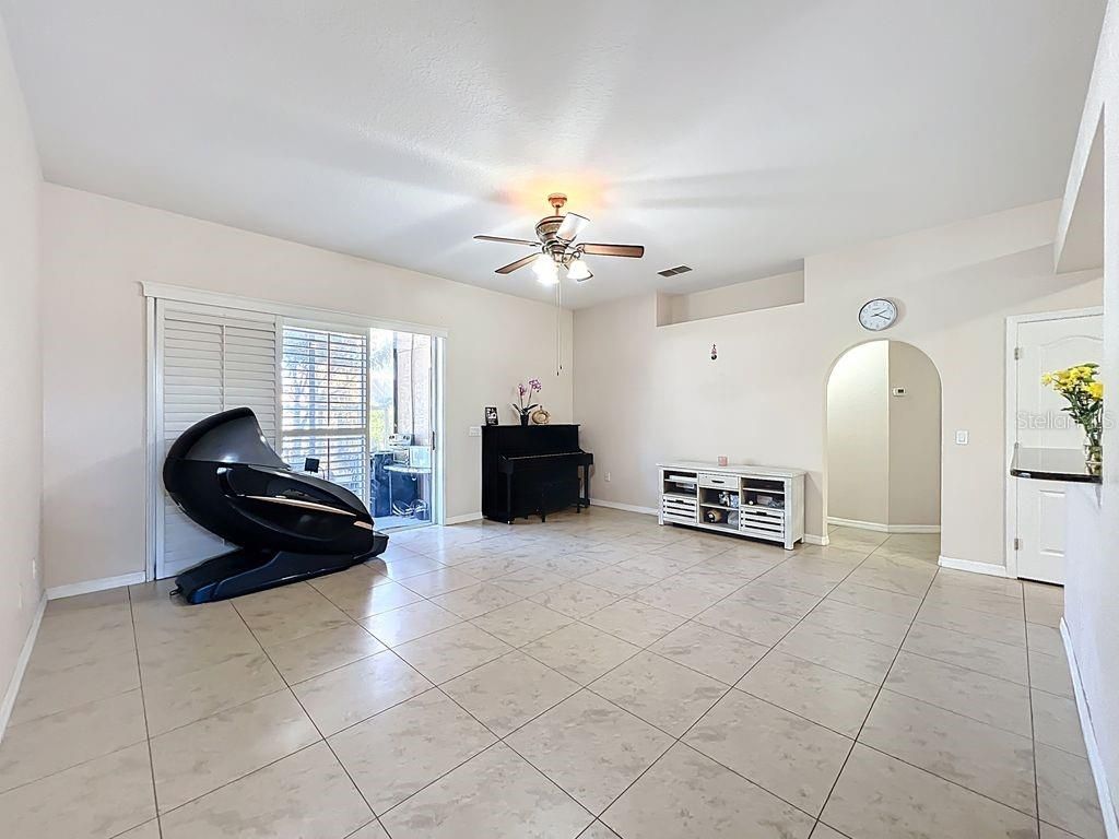 Image 19 of property listing at 2840 LEXINGTON COURT, Oviedo, FL 32765