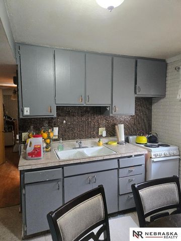 3210 Y Street, Lincoln, NE 68503