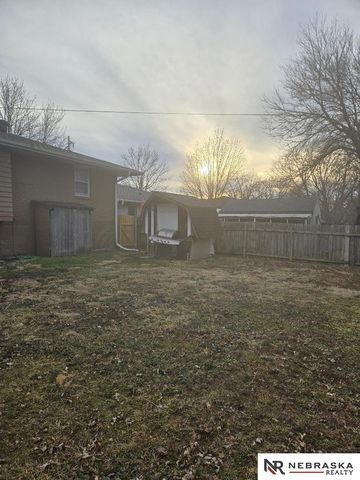 3210 Y Street, Lincoln, NE 68503