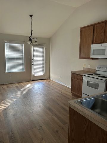 8842 Stewart Street, Cross Roads, TX 76227