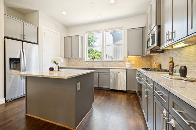 4211 Rawlins Street 92, Dallas, TX 75219