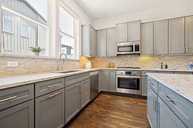 4211 Rawlins Street 92, Dallas, TX 75219