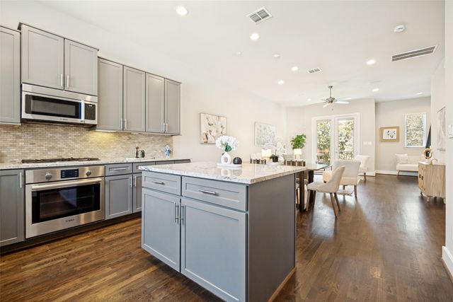 4211 Rawlins Street 92, Dallas, TX 75219