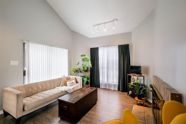 10122 Waterstone Drive, Houston, TX 77042
