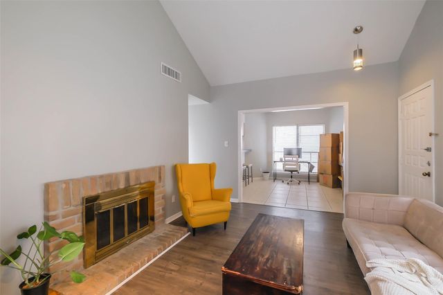 10122 Waterstone Drive, Houston, TX 77042