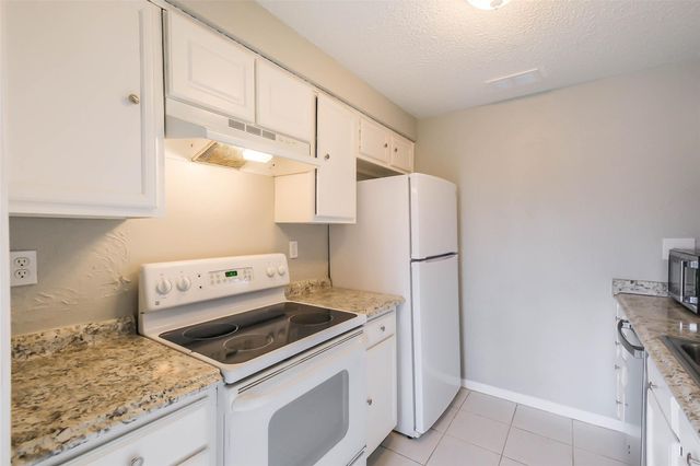 10122 Waterstone Drive, Houston, TX 77042