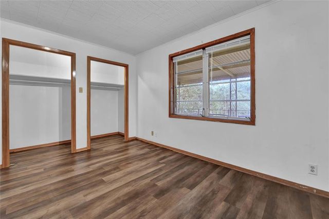 180 King Arthur Court, Woodville, TX 75979