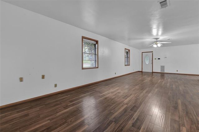 180 King Arthur Court, Woodville, TX 75979