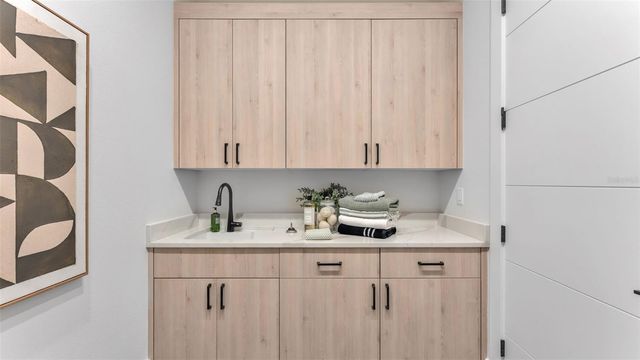 2716 DELPHI HILLS WAY, Lakeland, FL 33812