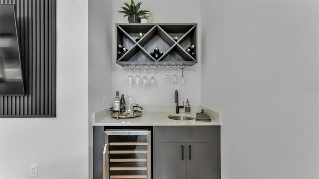 2716 DELPHI HILLS WAY, Lakeland, FL 33812