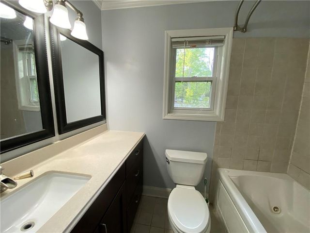 4453 Old Mabry Place NE, Roswell, GA 30075