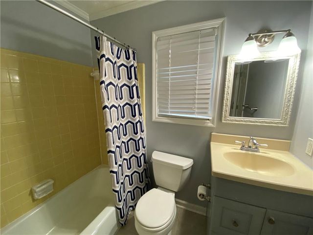4453 Old Mabry Place NE, Roswell, GA 30075