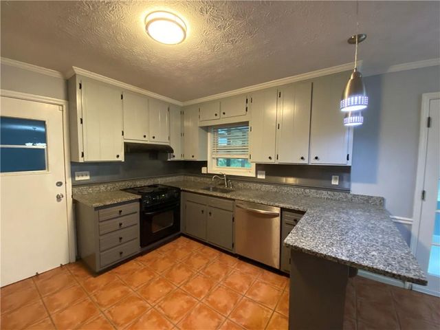 4453 Old Mabry Place NE, Roswell, GA 30075