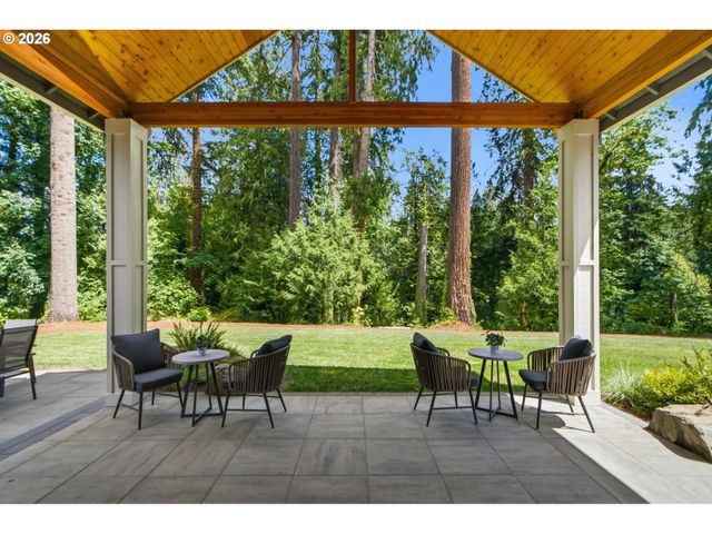 22234 Sw Ribera Ln, West Linn, OR 97068
