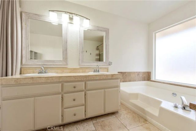 12685 Pinehurst, Victorville, CA 92395