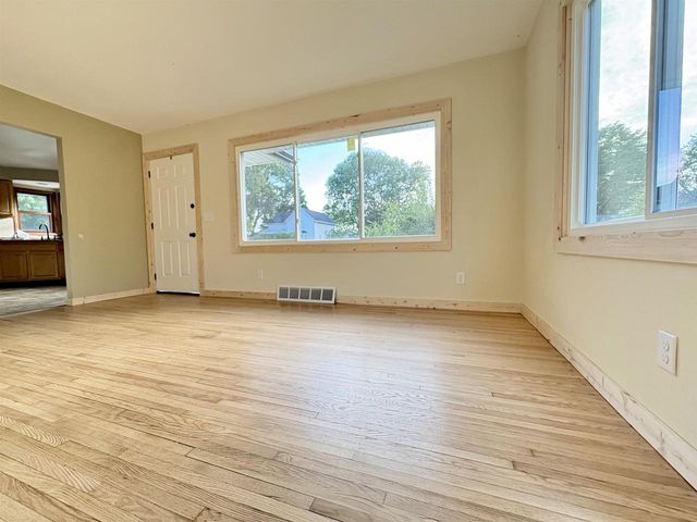 314 Monroe Street, Sauk City, WI 53583