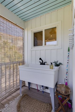 9247 Dimmick DR, Sanibel, FL 33957