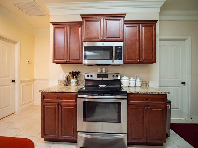 19346 NW 228TH STREET, High Springs, FL 32643