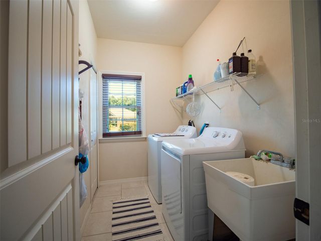 19346 NW 228TH STREET, High Springs, FL 32643