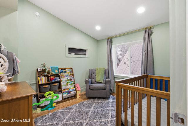 417 Pine St, Sandpoint, ID 83864