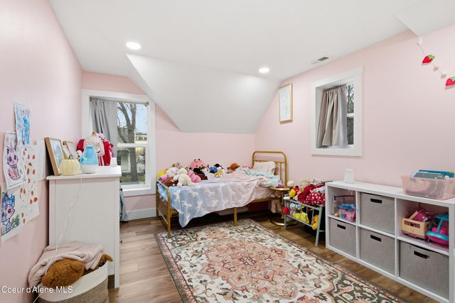 417 Pine St, Sandpoint, ID 83864