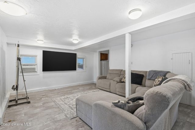 417 Pine St, Sandpoint, ID 83864