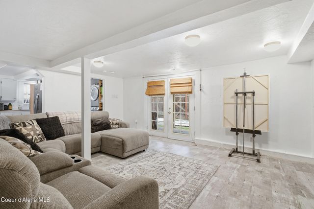 417 Pine St, Sandpoint, ID 83864