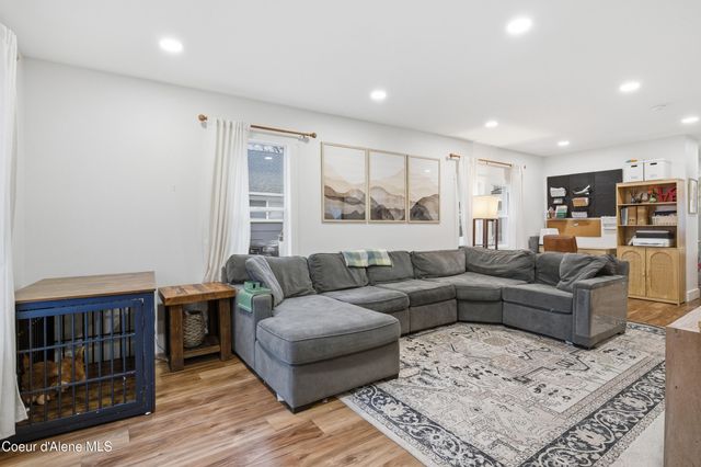 417 Pine St, Sandpoint, ID 83864