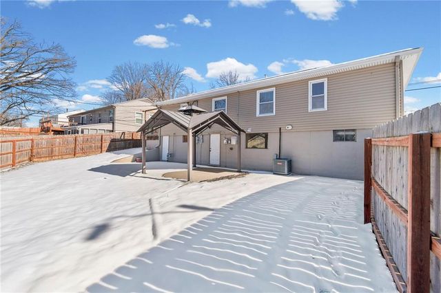 624 NE 39th Terrace, Kansas City, MO 64116