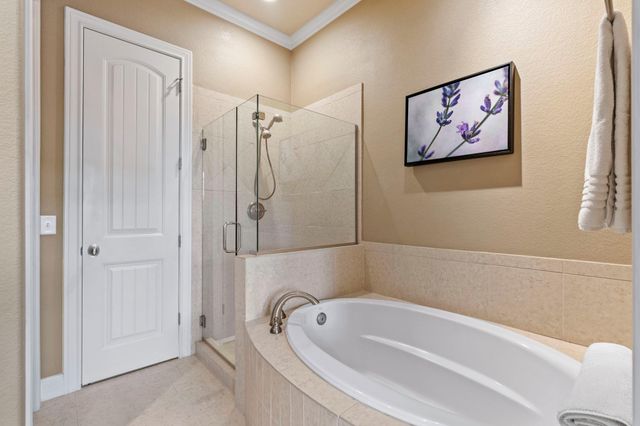 104 San Marino WAY, Horseshoe Bay, TX 78657