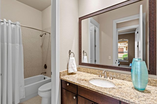 104 San Marino WAY, Horseshoe Bay, TX 78657
