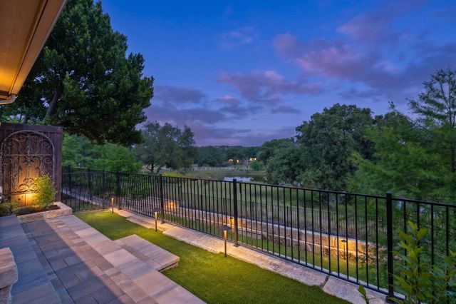 104 San Marino WAY, Horseshoe Bay, TX 78657
