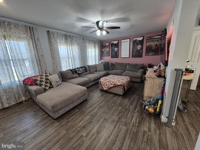 3683 PERCY AVE, Chambersburg, PA 17202