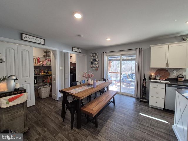 3683 PERCY AVE, Chambersburg, PA 17202