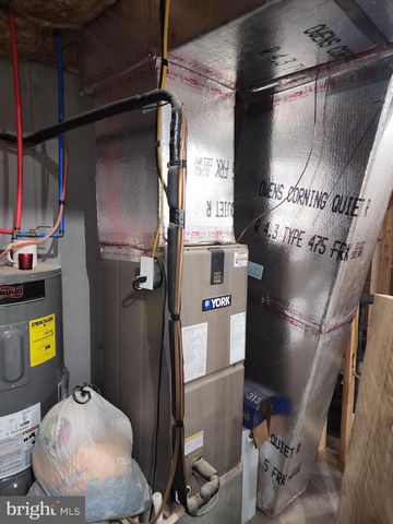 3683 PERCY AVE, Chambersburg, PA 17202