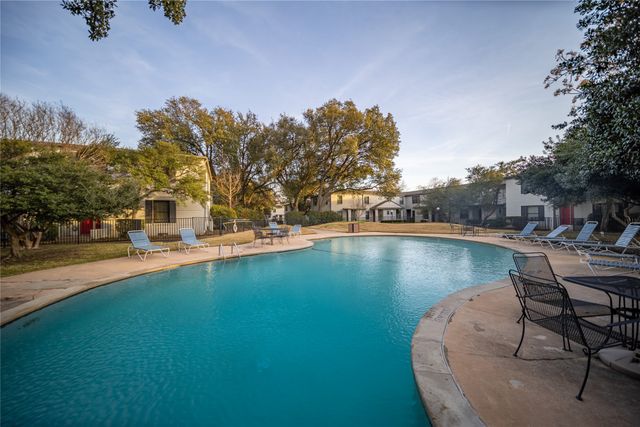 5027 N Hall Street, Dallas, TX 75235