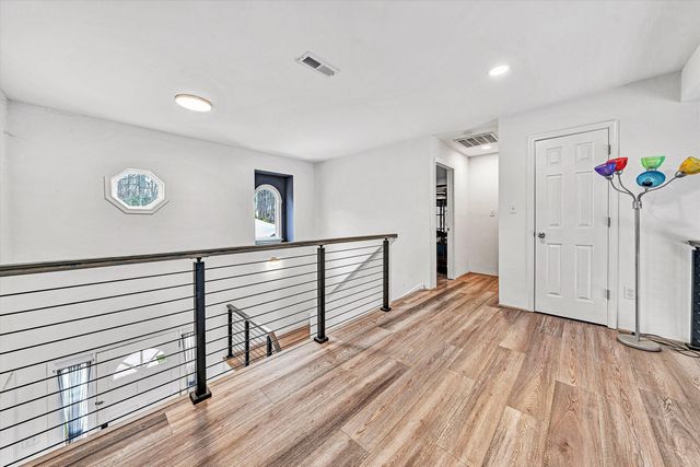 218 Twin Chimneys DR, Wirtz, VA 24184