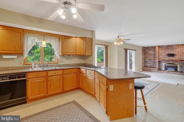 110 CATHERINE CT, Lewisberry, PA 17339