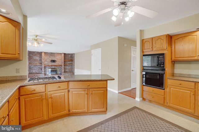 110 CATHERINE CT, Lewisberry, PA 17339