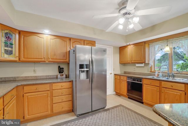110 CATHERINE CT, Lewisberry, PA 17339