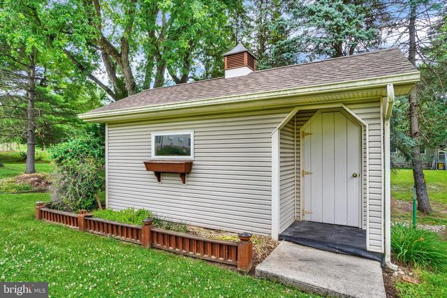 110 CATHERINE CT, Lewisberry, PA 17339