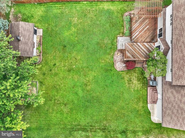 110 CATHERINE CT, Lewisberry, PA 17339