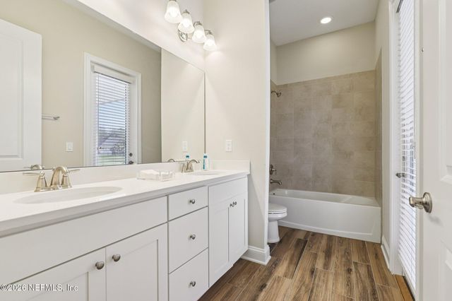 3024 FREE BIRD Loop, Green Cove Springs, FL 32043