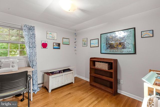 2545 GOLDEN DR, East Petersburg, PA 17520
