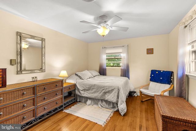 2545 GOLDEN DR, East Petersburg, PA 17520