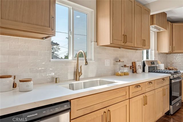 171 W Tudor Street, Covina, CA 91722